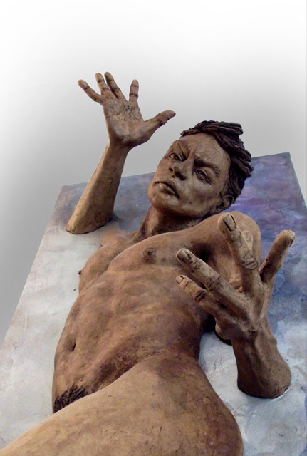 RESURGIR. Escultura de pared