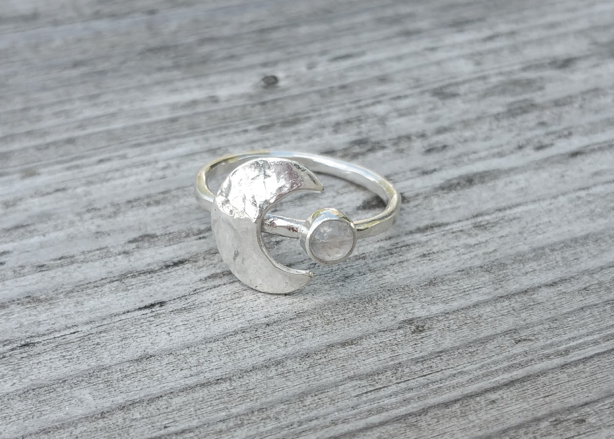 Moon ring