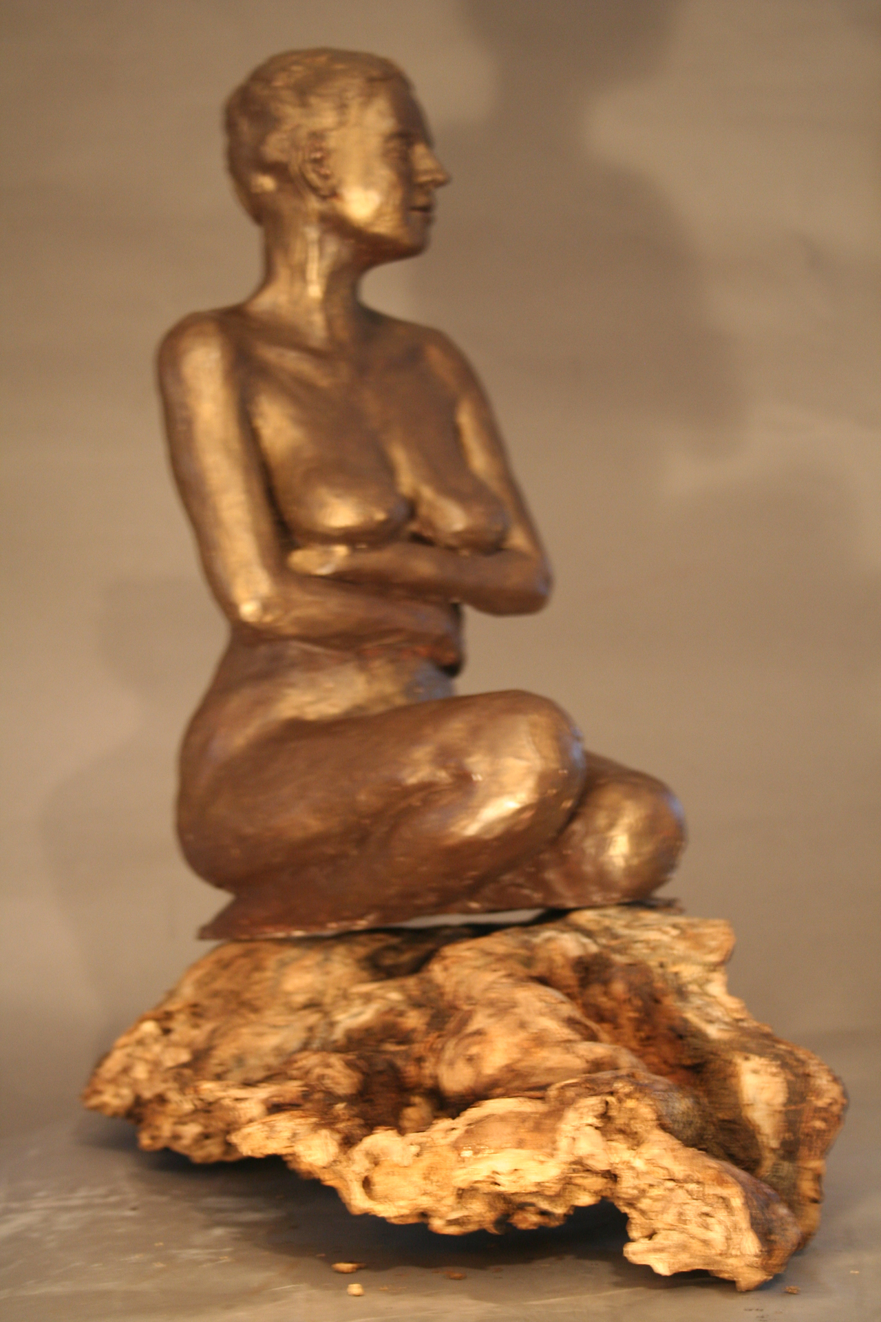 Solitude ceramic and wood 19x10x20
