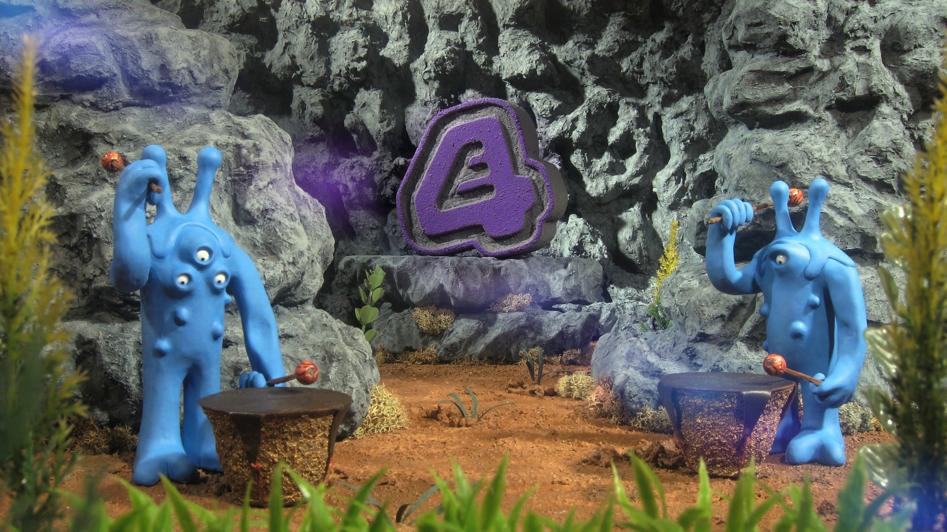E4