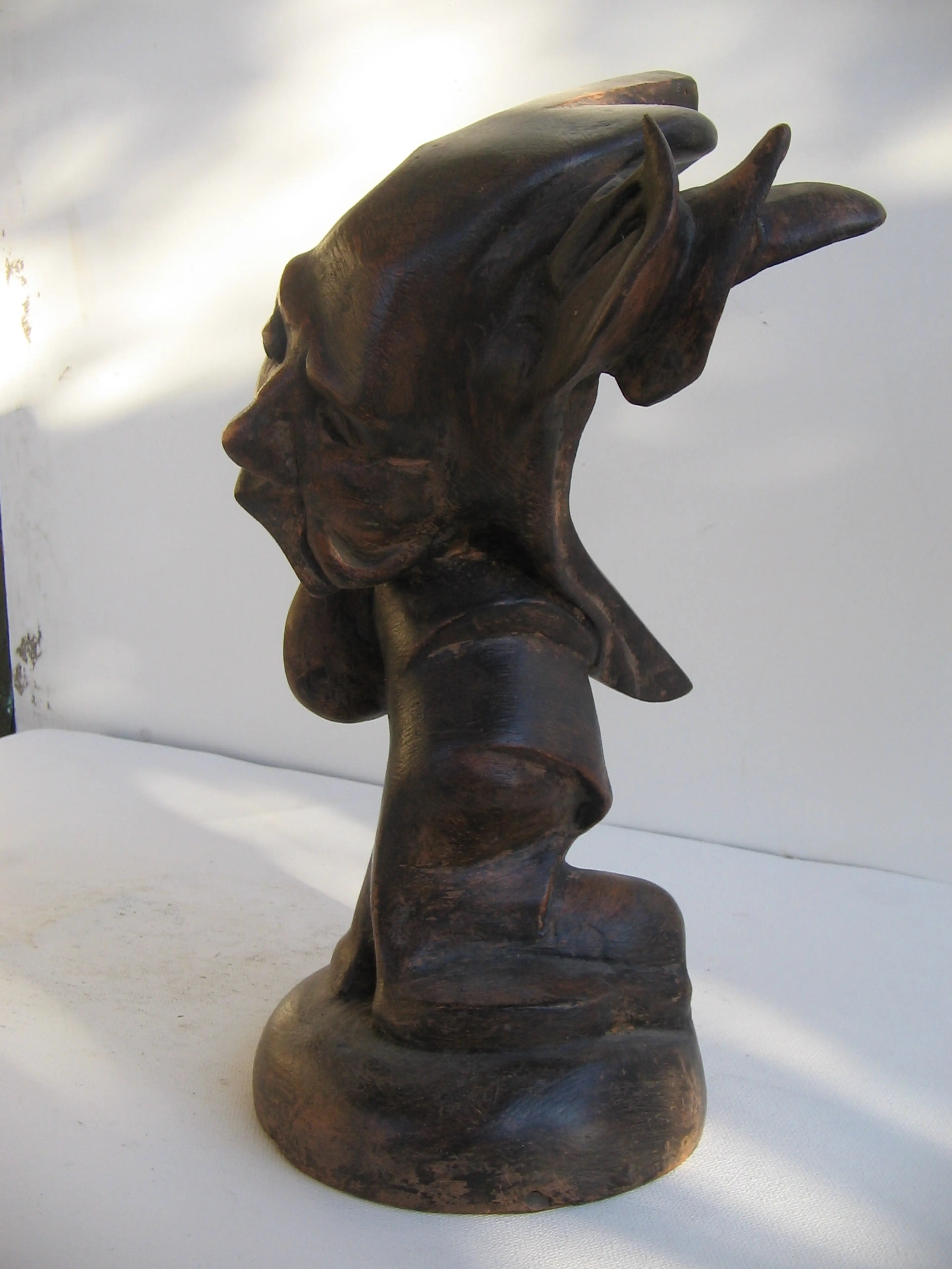 "Silent scream", patinated terracotta