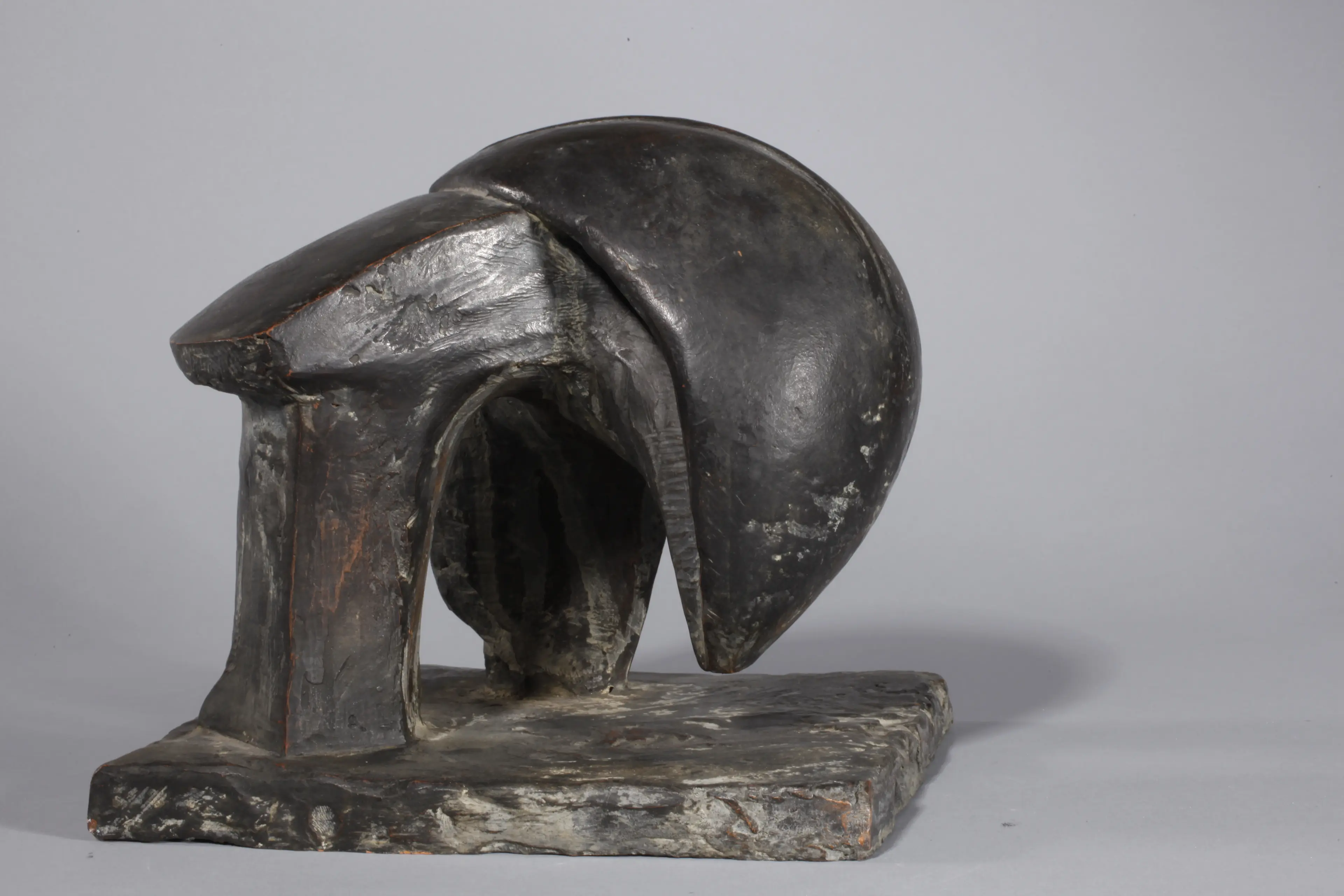 "Endlessly uniform pecking", patinated terracotta