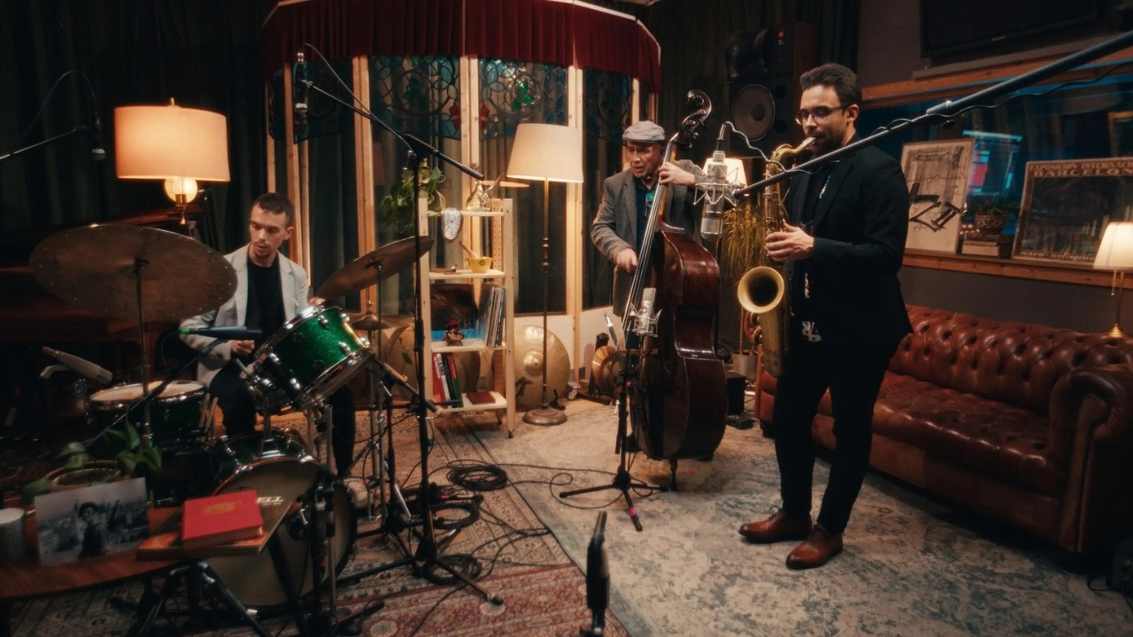 Casares Brothers feat. Horacio Fumero – The Scene Sessions: Barcelona