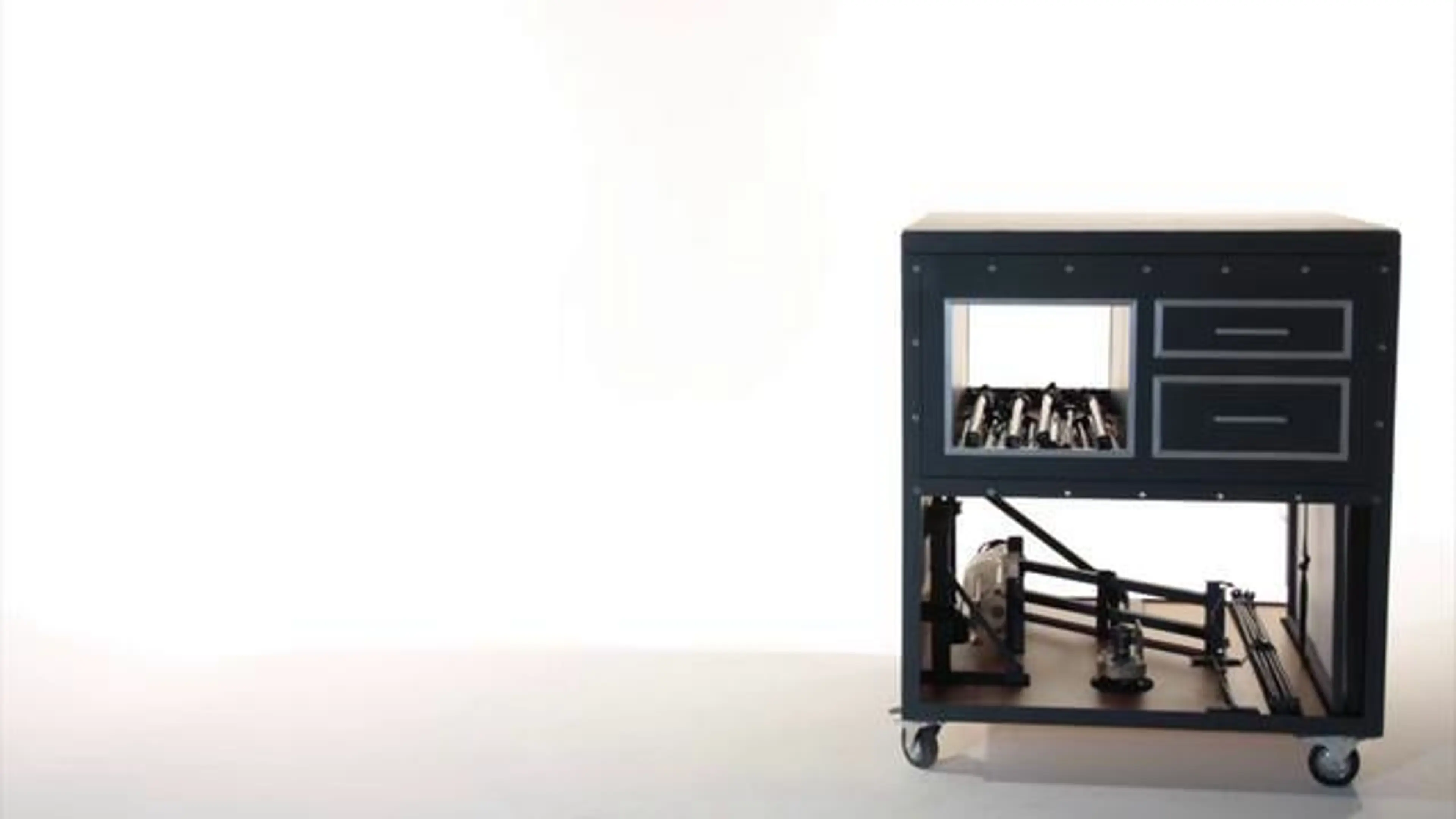 Motion cabinet