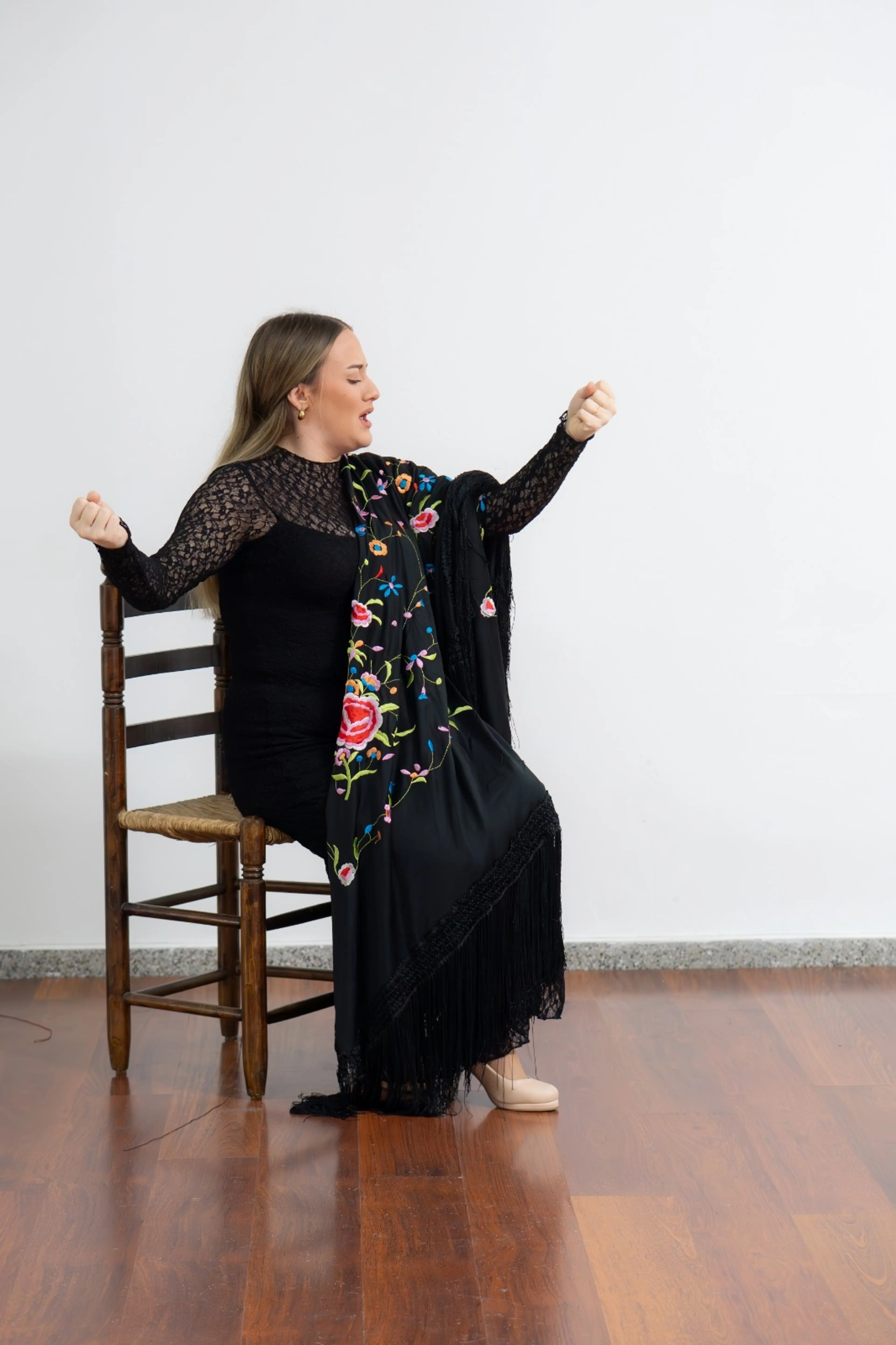 5f8a6e77 ee9d 4fa9 8546 8cf34e587064 — Danza — Alexandra Moreno