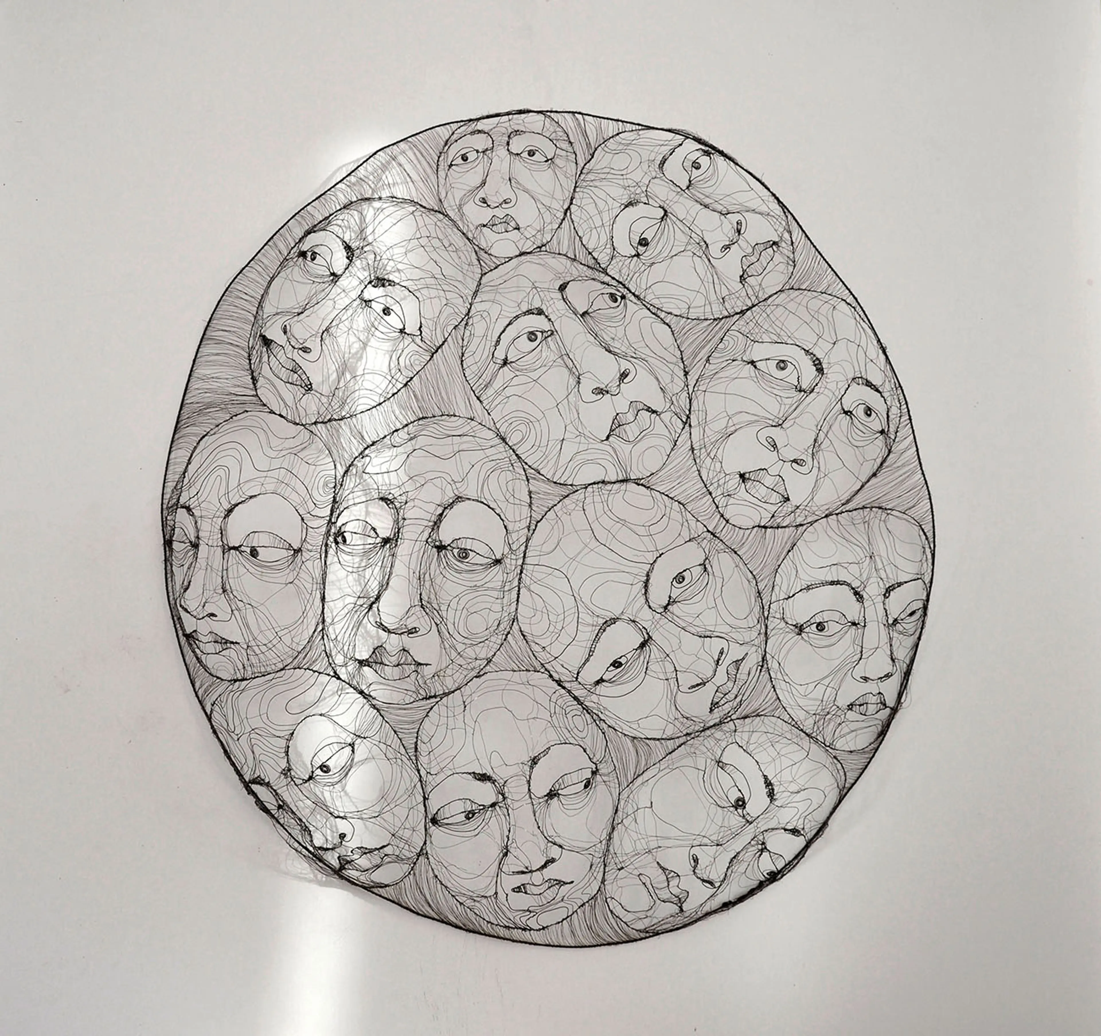 Legion — Bildhauerei — Fiona Morley