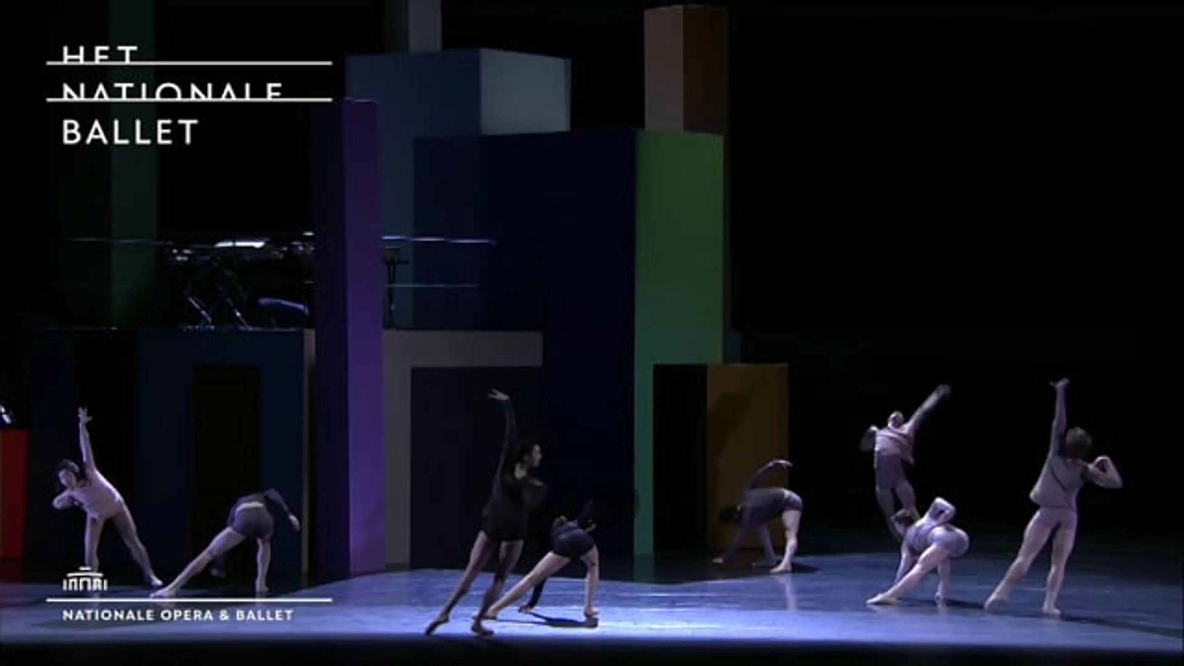 Roulette Trailer